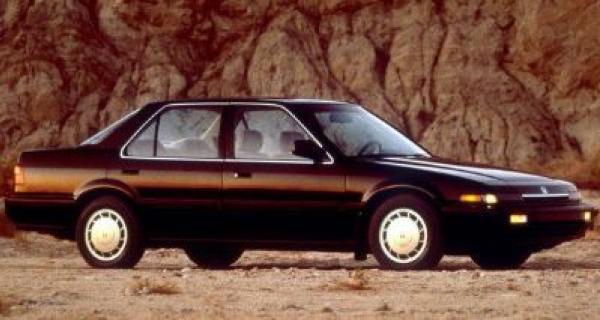 1986-1989 sedan kun måtter til foran 2 dele